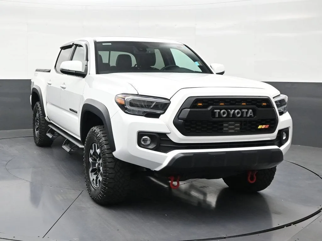 2023 Toyota Tacoma TRD Sport photo 7