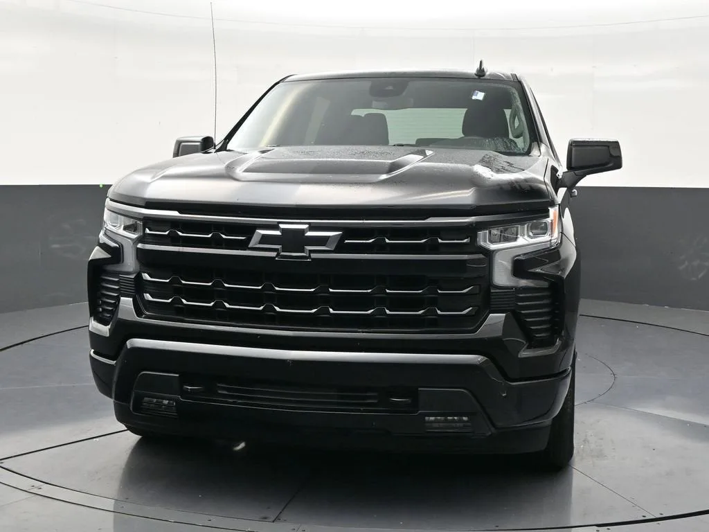 2023 Chevrolet Silverado 1500 RST photo 8