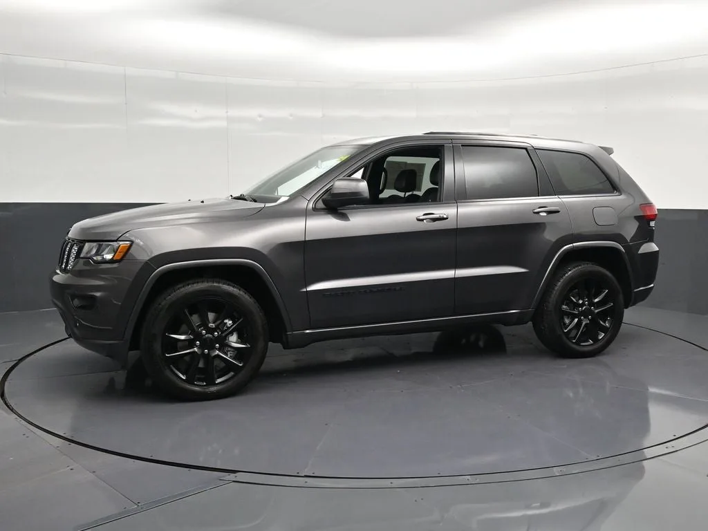 2021 Jeep Grand Cherokee Laredo X photo 7