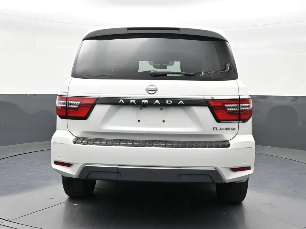 2023 Nissan Armada Platinum 2WD photo 4