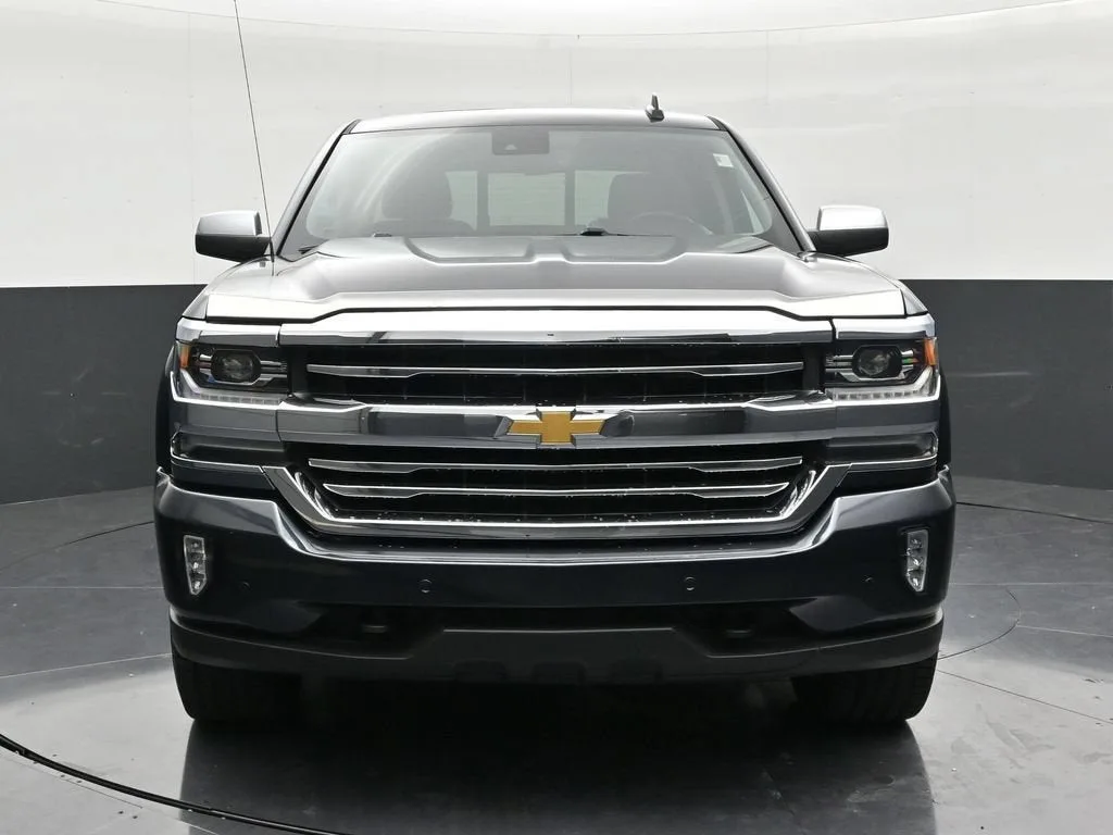 2018 Chevrolet Silverado 1500 High Country photo 8