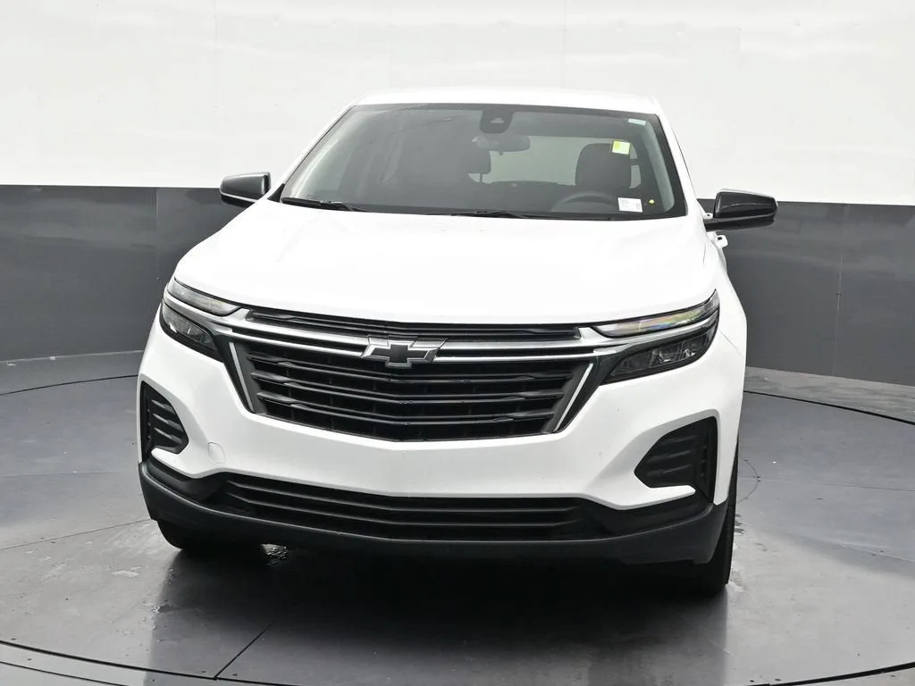 2024 Chevrolet Equinox LS photo 9