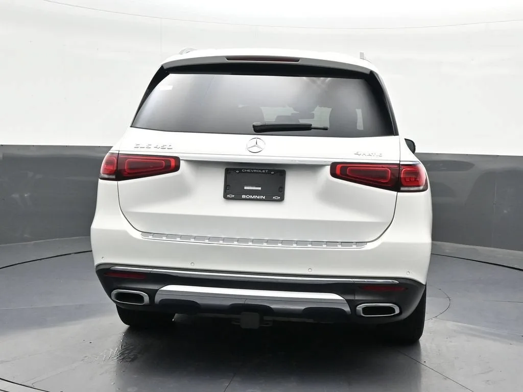 2022 Mercedes-Benz GLS 450 4MATIC® photo 4
