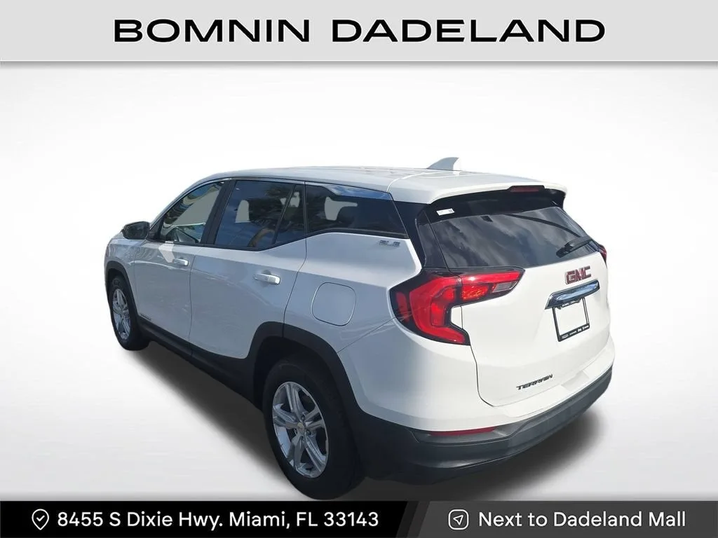 2021 GMC Terrain SLE photo 4