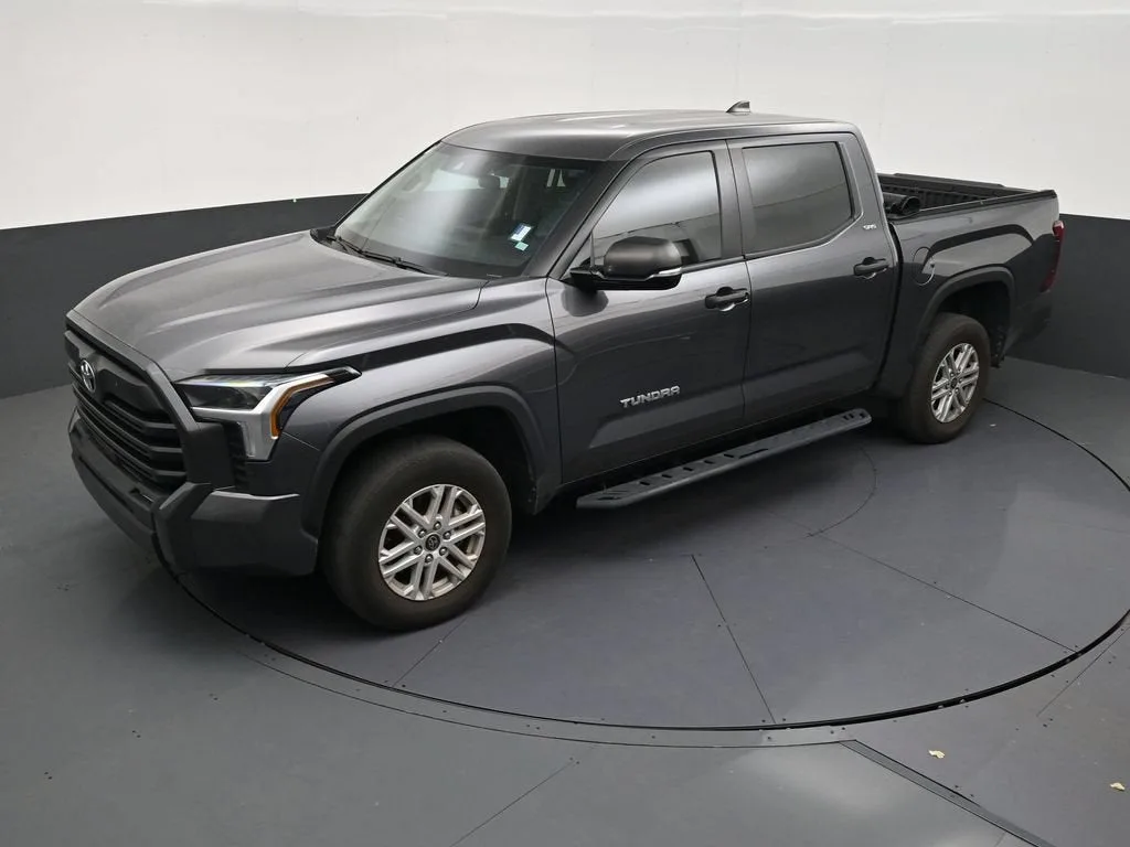 2024 Toyota Tundra SR5 photo 12