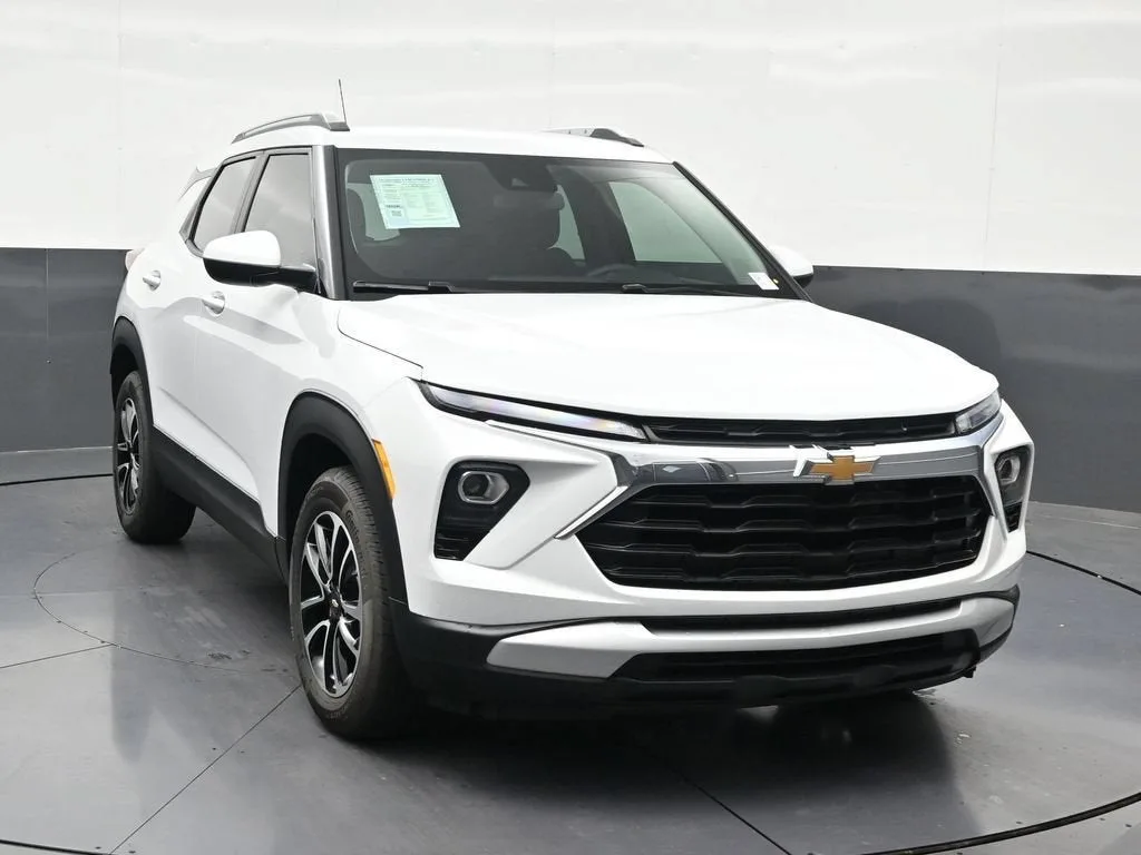 2026 Chevrolet Trailblazer LT photo 8