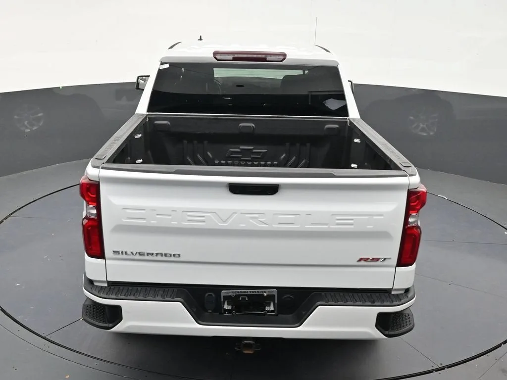 2023 Chevrolet Silverado 1500 RST photo 12
