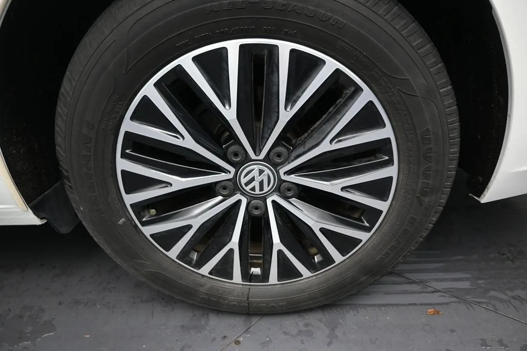2019 Volkswagen Jetta S photo 10