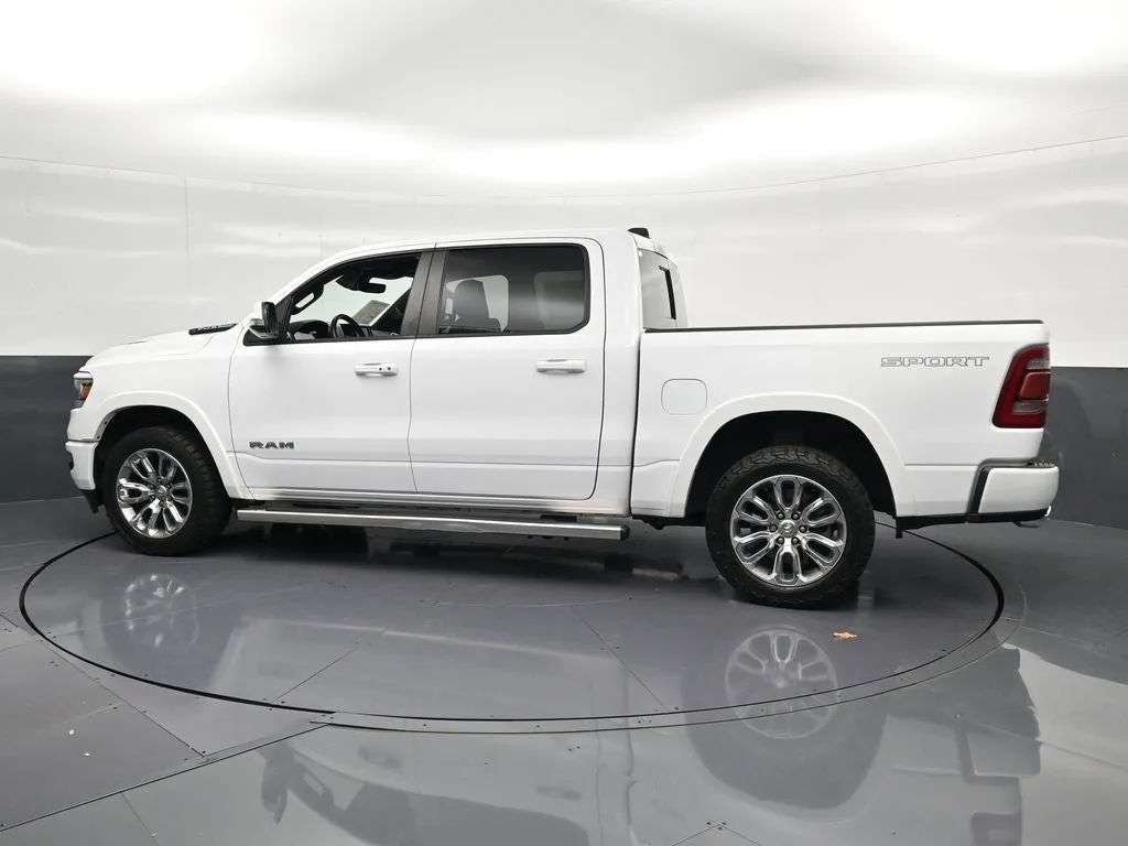 2022 RAM 1500 Laramie photo 8