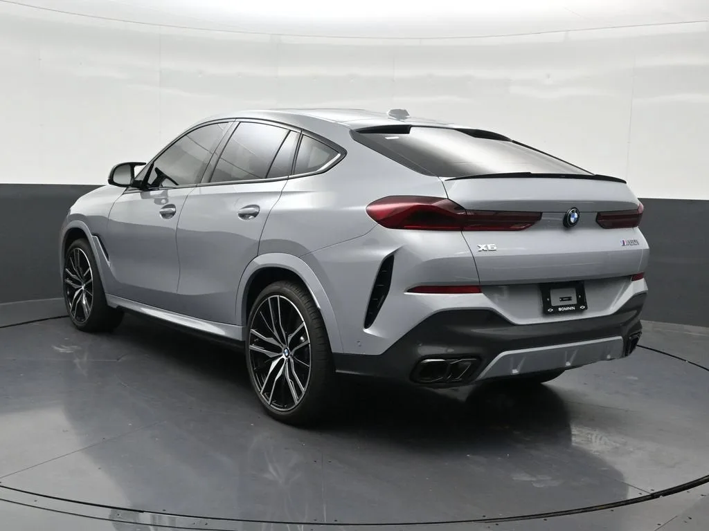 2026 BMW X6 M60i photo 3