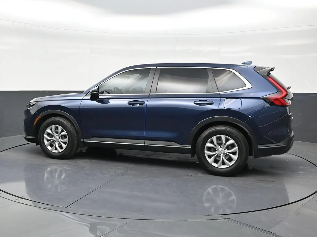 2025 Honda CR-V LX 2WD photo 2