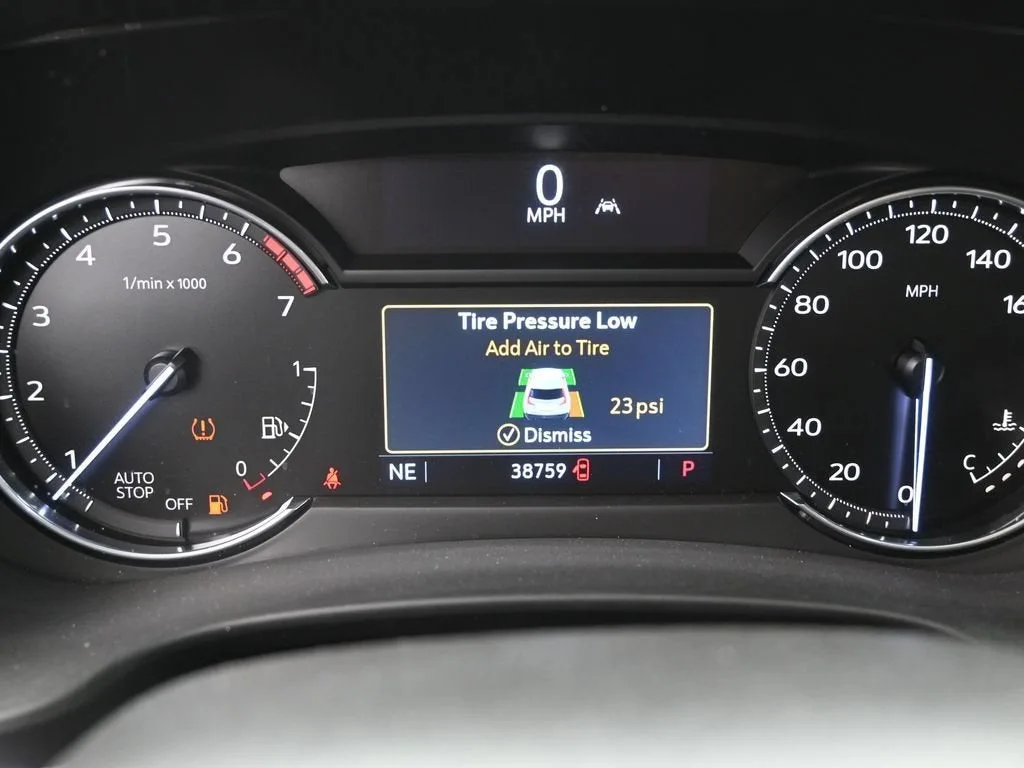 2022 Cadillac XT4 Luxury photo 11