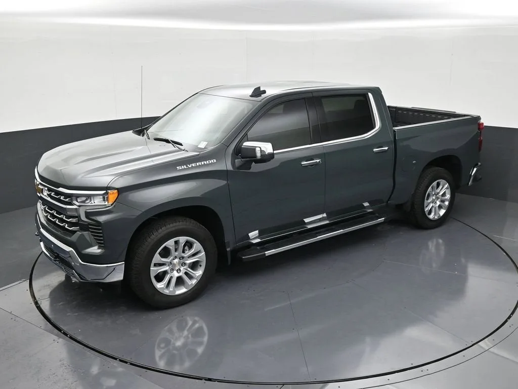 2026 Chevrolet Silverado 1500 LTZ photo 12