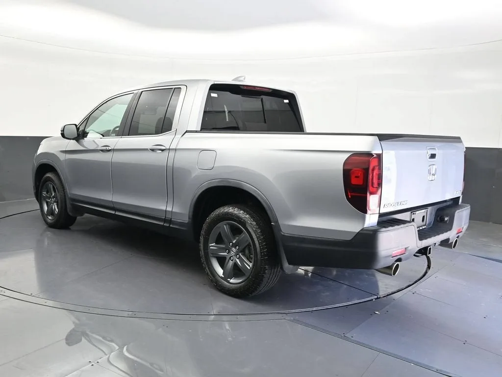 2023 Honda Ridgeline RTL photo 3
