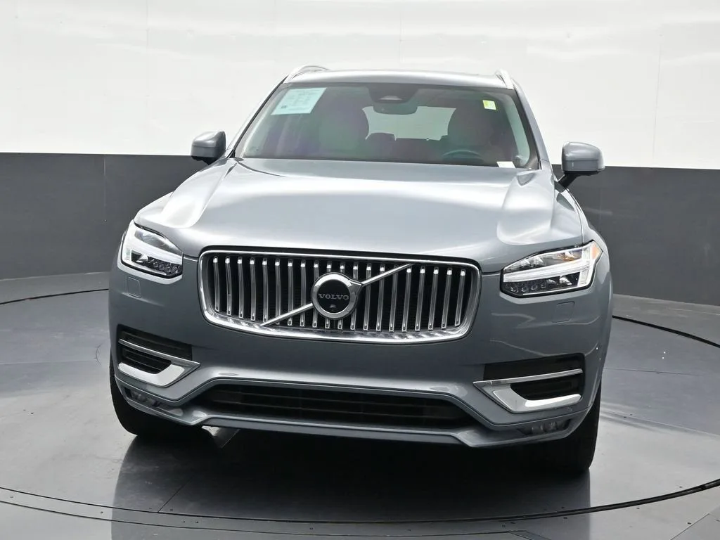 2023 Volvo XC90 B6 Ultimate 7-Seater photo 9