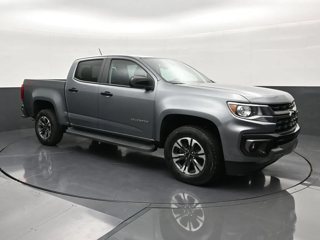 2022 Chevrolet Colorado 2WD Z71 photo 7