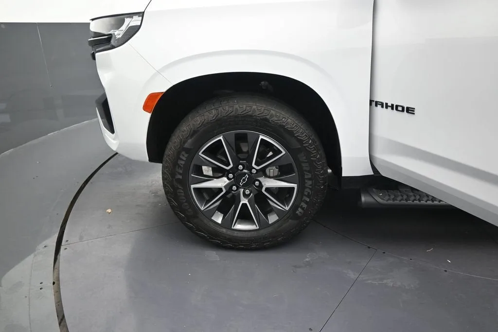 2023 Chevrolet Tahoe Z71 photo 12