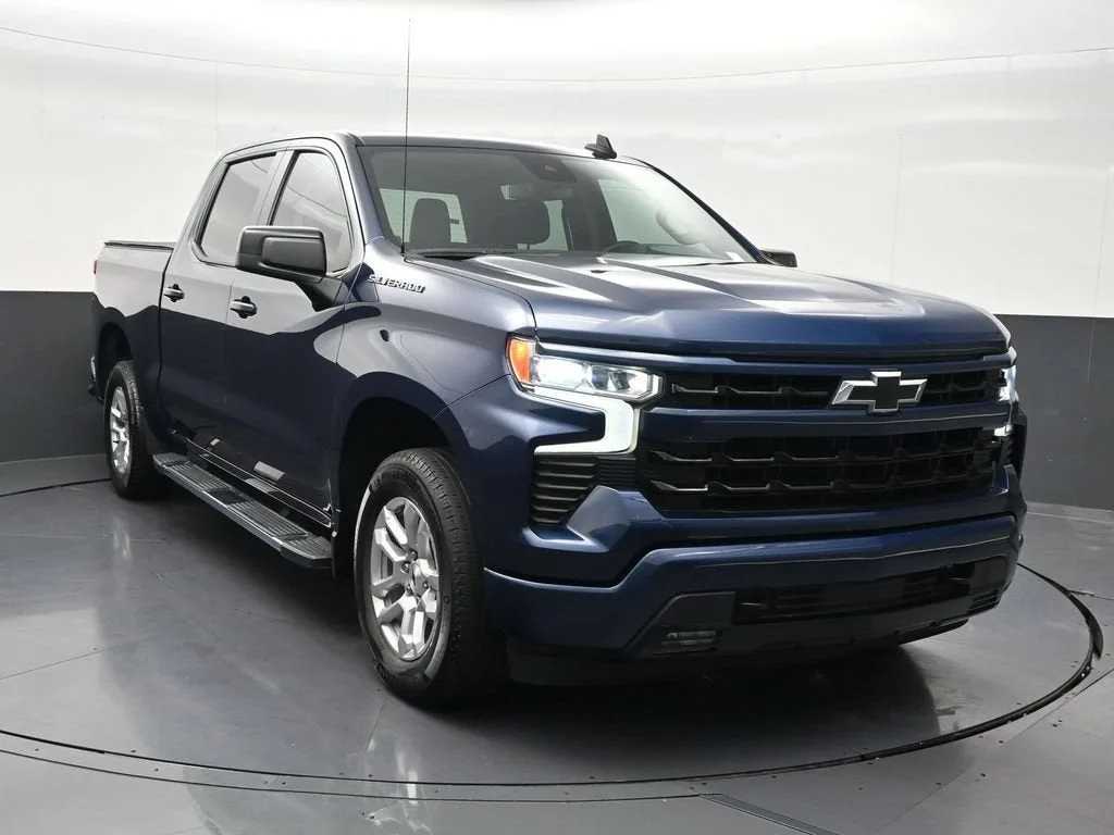 2023 Chevrolet Silverado 1500 RST photo 8