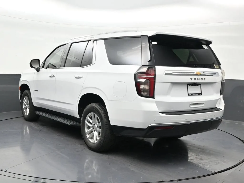 2023 Chevrolet Tahoe LS photo 3