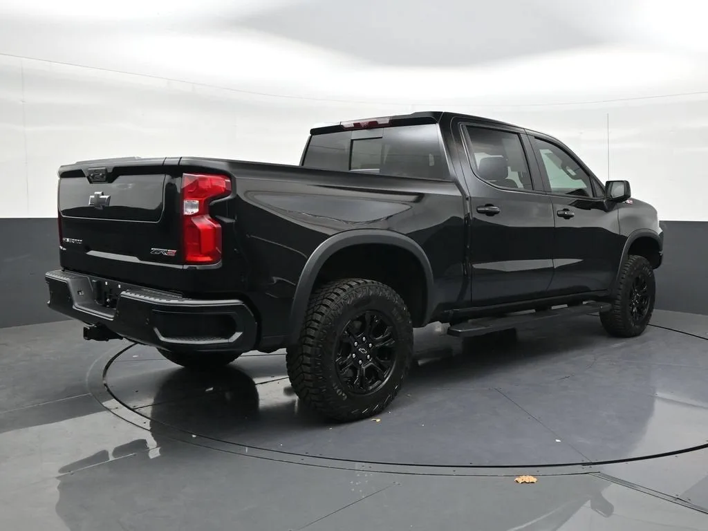 2026 Chevrolet Silverado 1500 ZR2 photo 5
