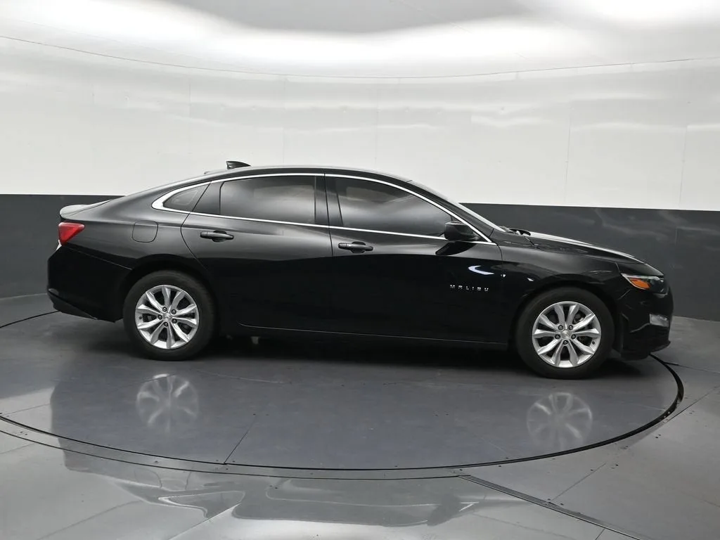 2024 Chevrolet Malibu 1LT photo 7