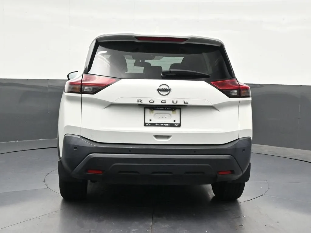 2021 Nissan Rogue S FWD photo 4