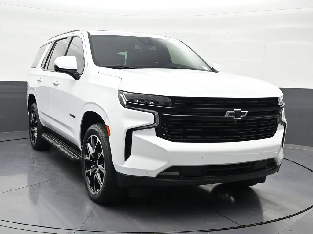 2024 Chevrolet Tahoe RST photo 8