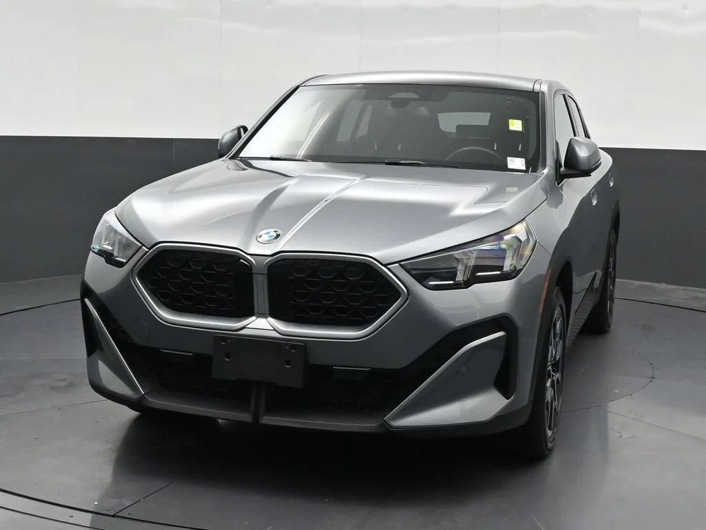 2025 BMW X2 xDrive28i photo 9