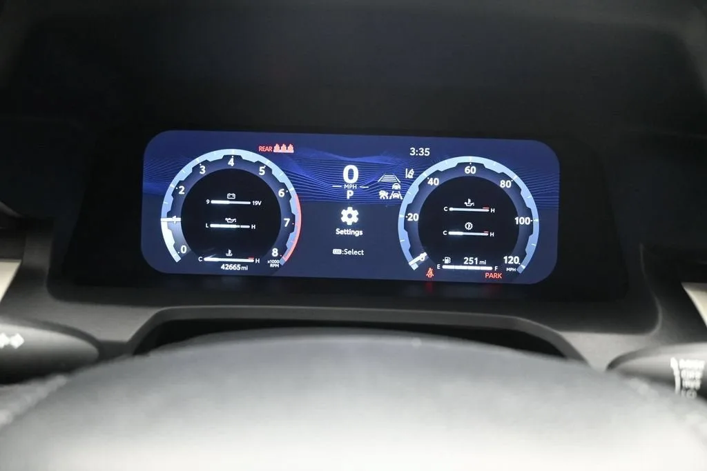 2024 Toyota Tacoma TRD Sport photo 11