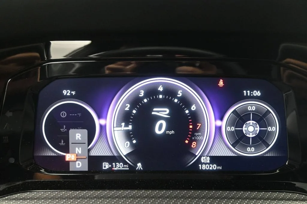 2024 Volkswagen Golf R 2.0T photo 12