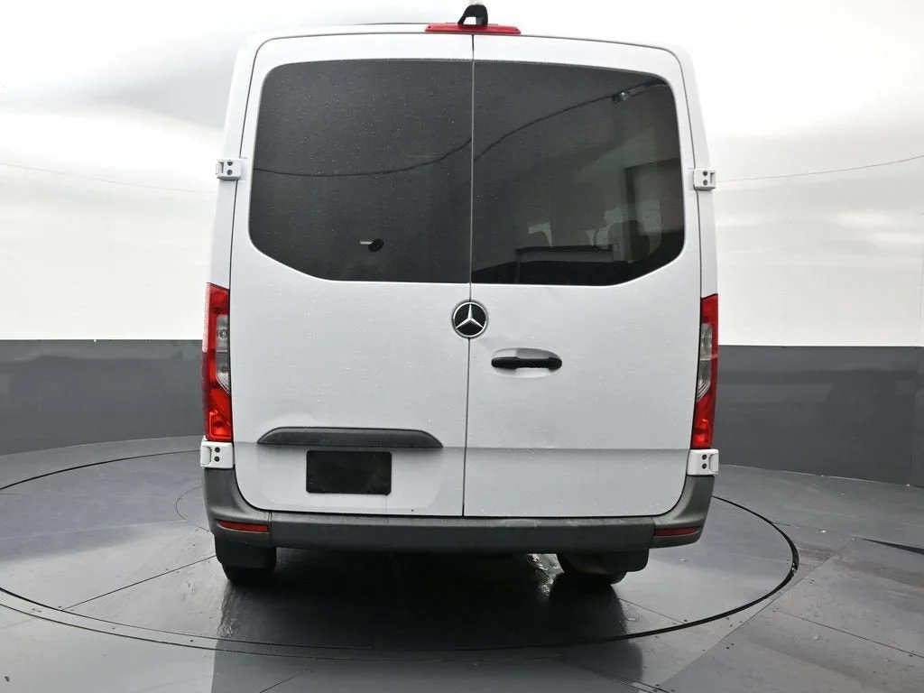 2020 Mercedes-Benz Sprinter 2500 Standard Roof I4 photo 4