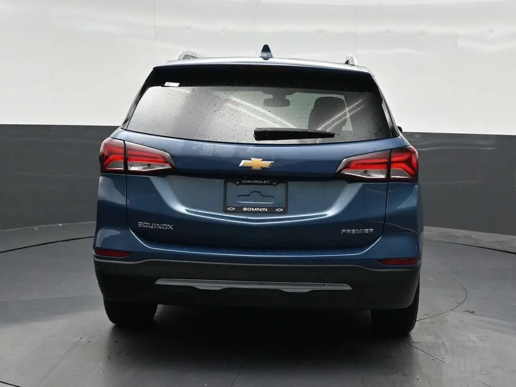 2024 Chevrolet Equinox Premier photo 4