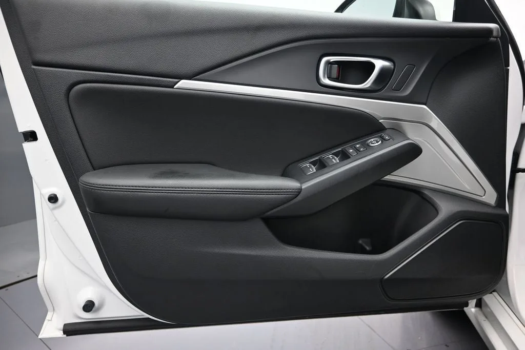 2023 Acura Integra Base photo 12
