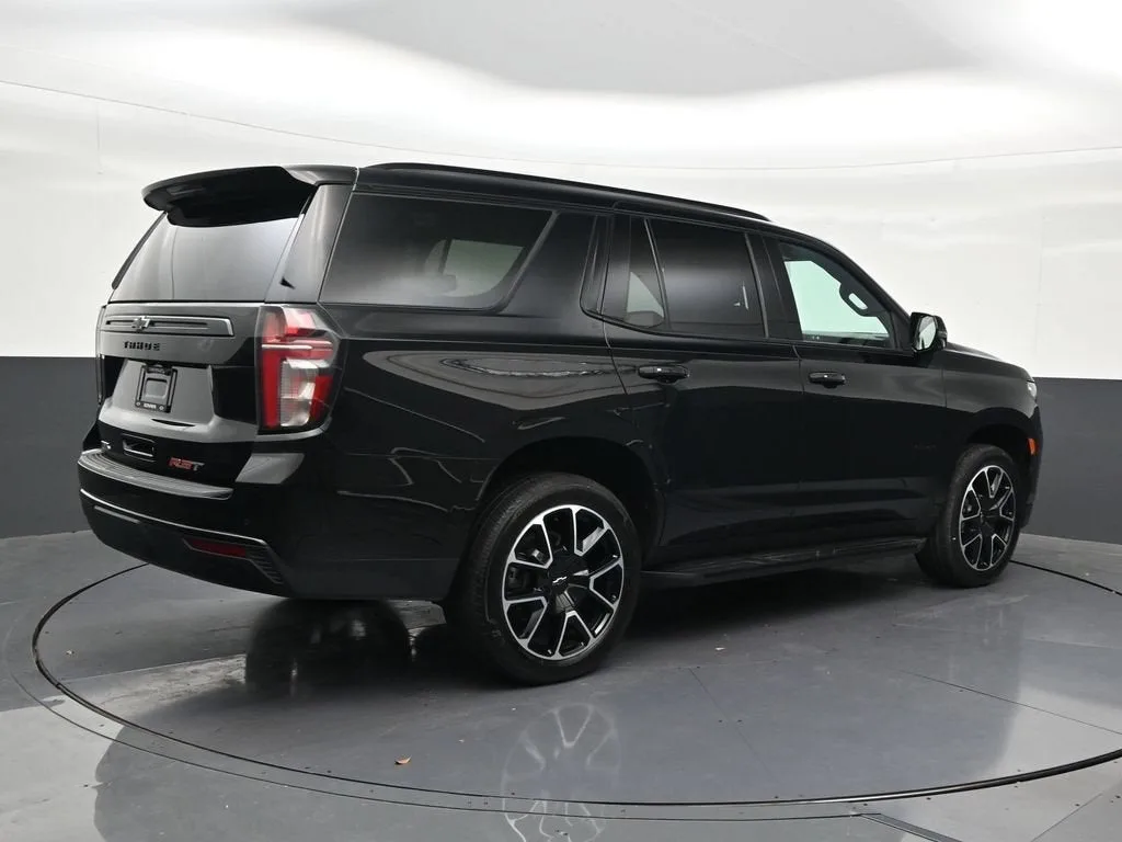 2023 Chevrolet Tahoe RST photo 5