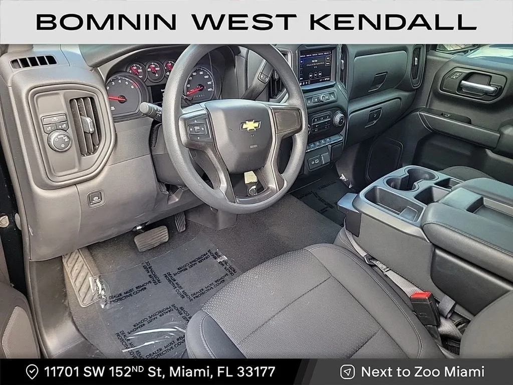 2022 Chevrolet Silverado 1500 LTD Custom photo 11