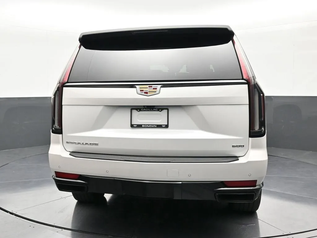 2024 Cadillac Escalade ESV Sport Platinum photo 4