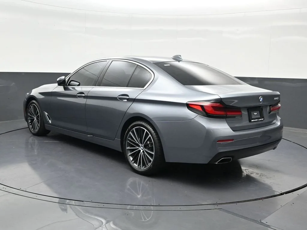 2022 BMW 540 i photo 3