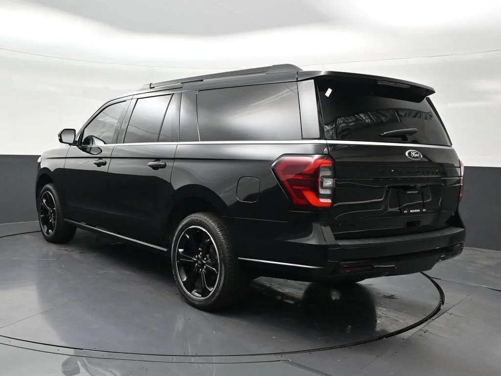 2024 Ford Expedition Max Limited photo 3