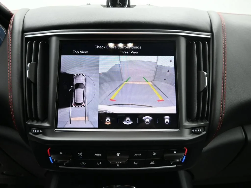 2024 Maserati Levante GT Ultima photo 11