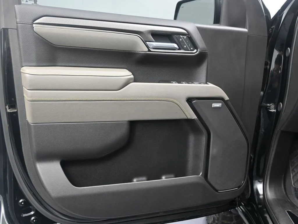 2025 Chevrolet Silverado 1500 ZR2 photo 11