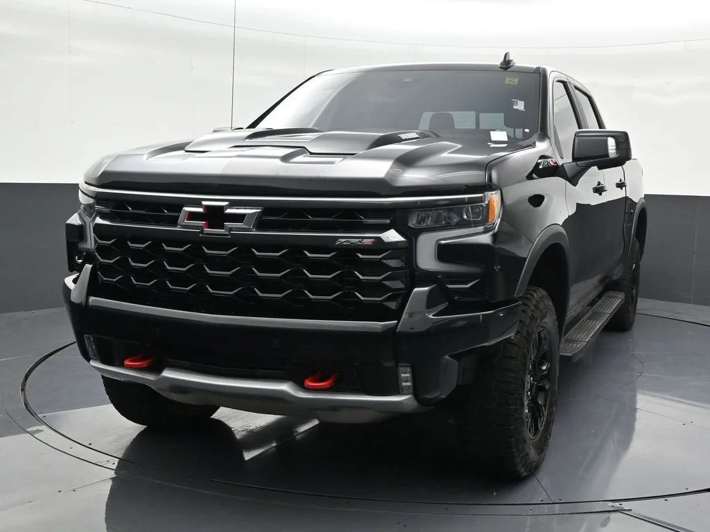 2025 Chevrolet Silverado 1500 ZR2 photo 9