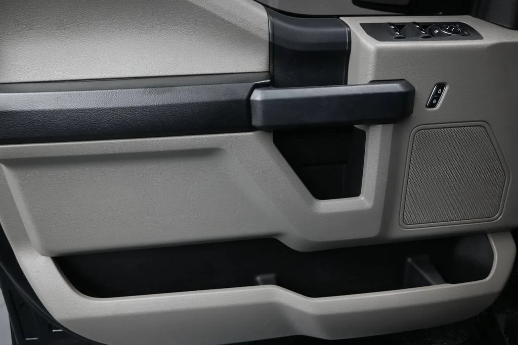 2020 Ford F-150 XL photo 11