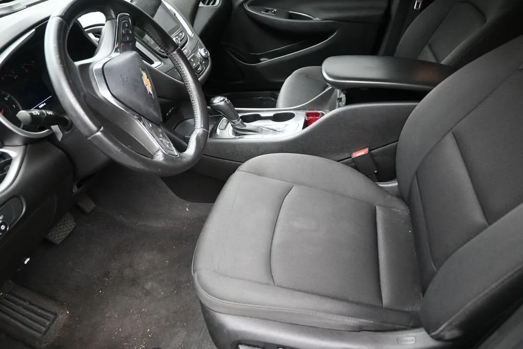 2020 Chevrolet Malibu RS photo 12