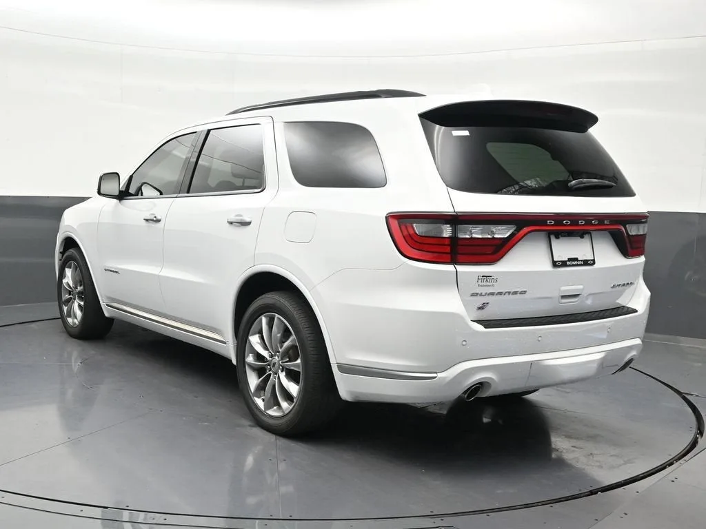 2022 Dodge Durango Citadel AWD photo 3