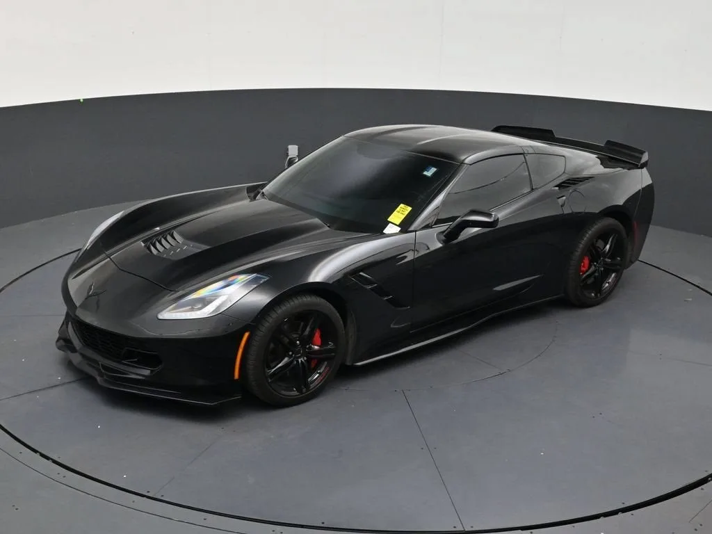 2016 Chevrolet Corvette Stingray 1LT photo 12