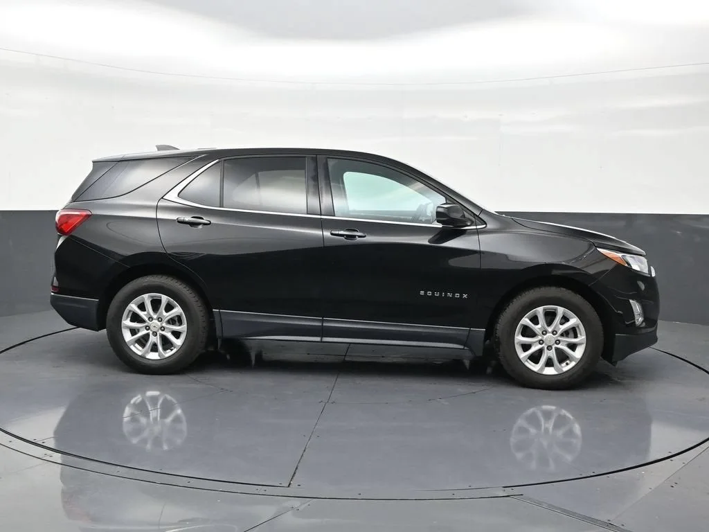 2019 Chevrolet Equinox LT photo 6