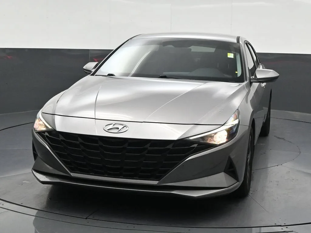 2023 Hyundai Elantra Hybrid Blue photo 9
