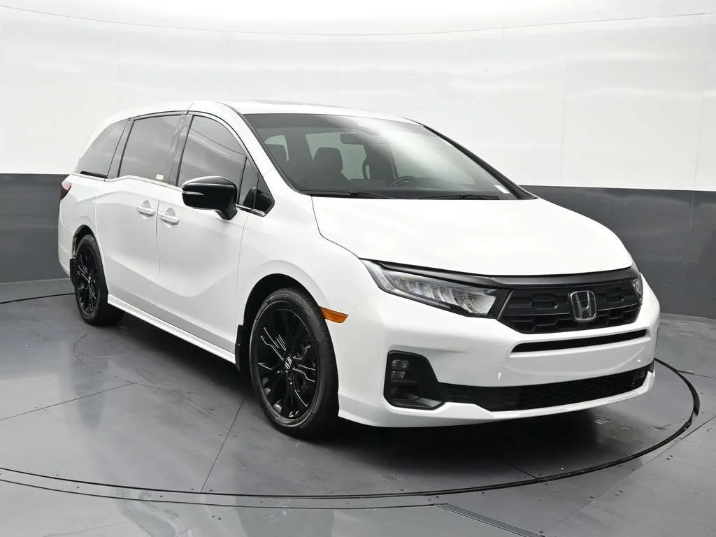 2026 Honda Odyssey Sport-L photo 7
