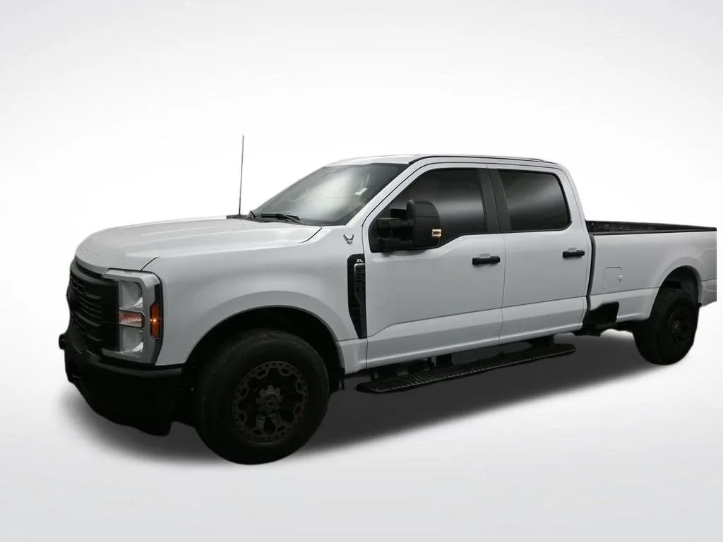2024 Ford F-250 XL photo 5