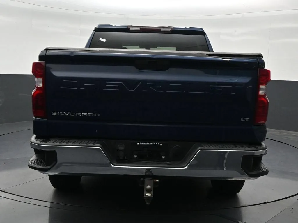 2021 Chevrolet Silverado 1500 LT photo 4